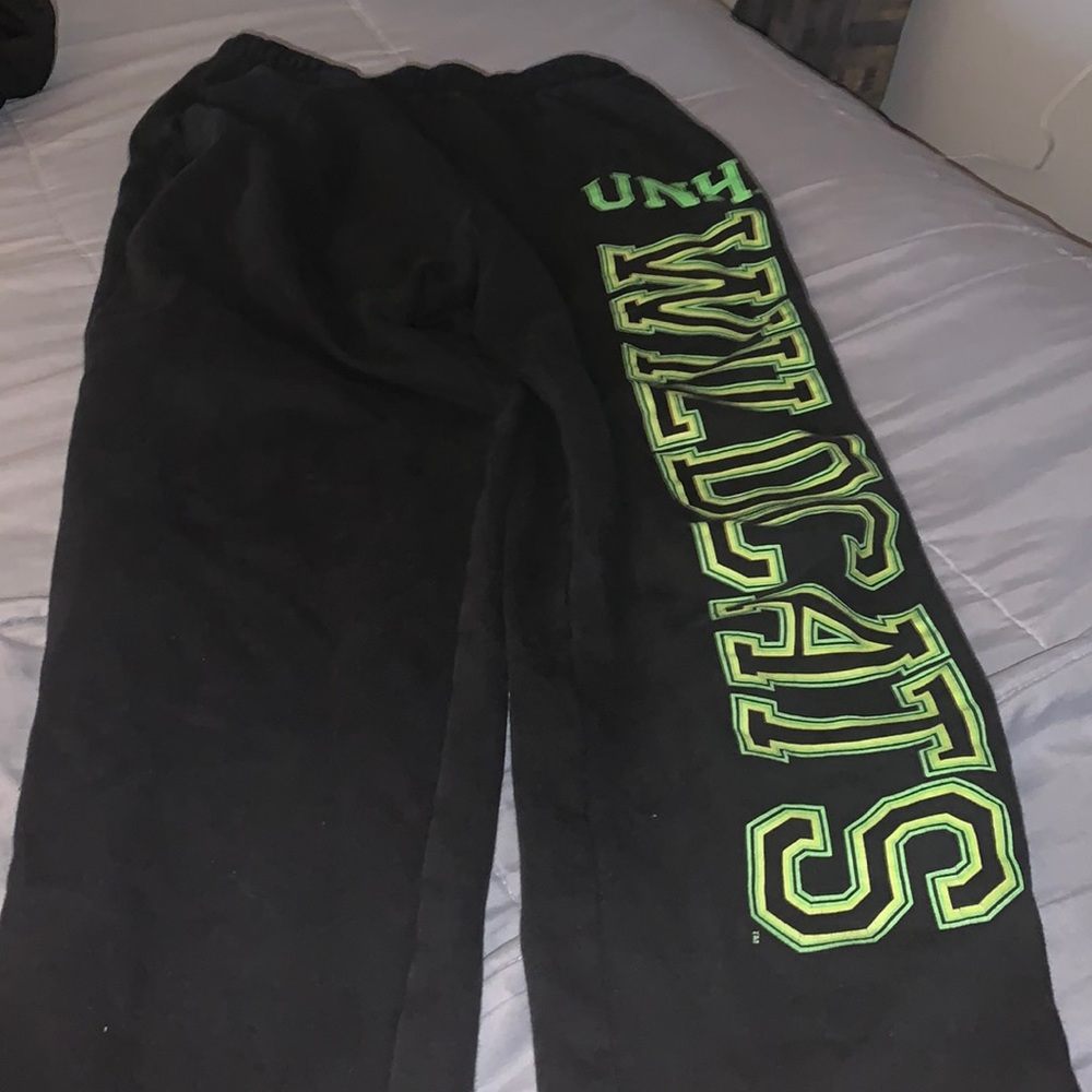 UNH Sweatpants